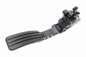 Педаль ходу