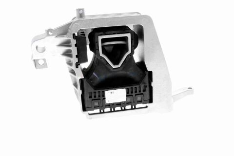 Опора, двигун