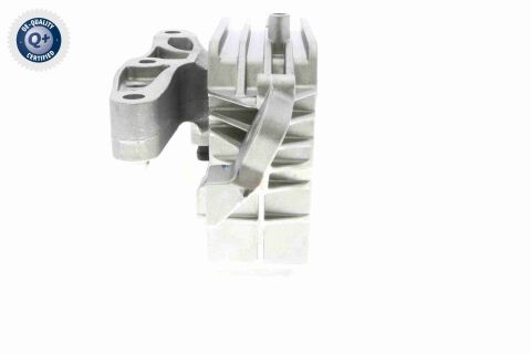 Опора, двигун