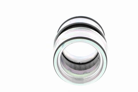 Шланг подачі наддувального повітря Шланг подачі наддувального повітря