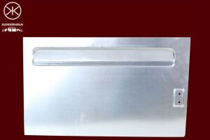 Задні двері