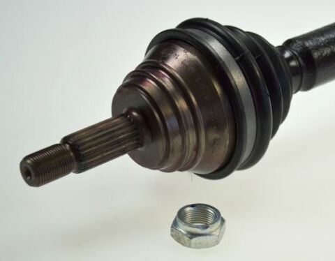 Привідний вал