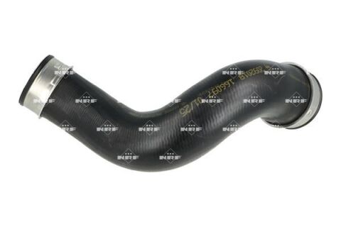 Патрубок интеркулера (R) MB E-class (W210/W211) 2.2-2.7 CDI 96-08 (OM611/OM647)