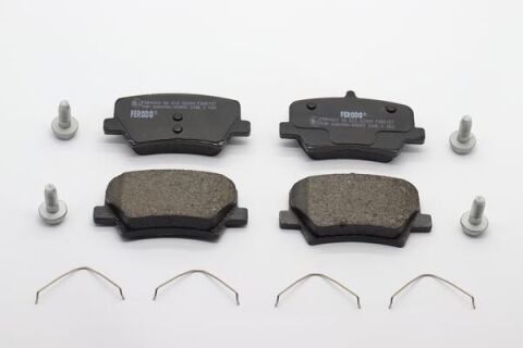 Колодки тормозные дисковые (комплект 4 шт)