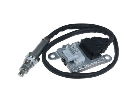 Датчик NOx, система впрыска мочевины