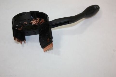 Перемикач вказівників повороту Перемикач вказівників повороту