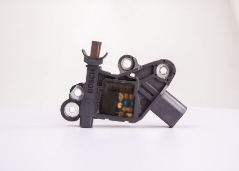 Регулятор генератора