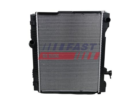 Радиатор охлаждения двигателя