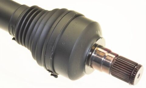 Приводна напіввісь Приводна напіввісь