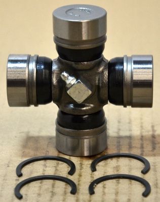 Хрестовина карданного валу Хрестовина карданного валу