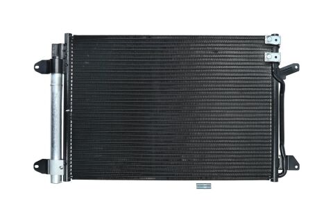 Радіатор (конденсатор) кондиціонера Радіатор (конденсатор) кондиціонера