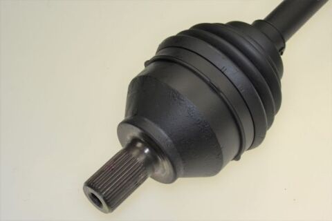 Приводний вал