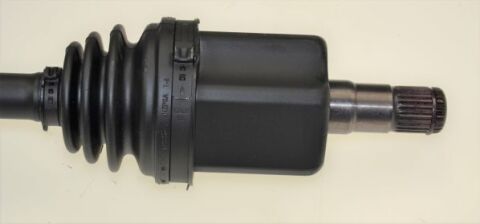 Приводний вал