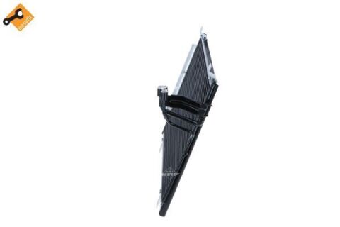 Конденсатор, система кондиціонування повітря Конденсатор, система кондиціонування повітря