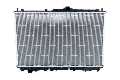 Радіатор охолодження двигуна