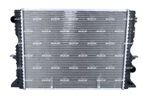Радіатор охолодження двигуна