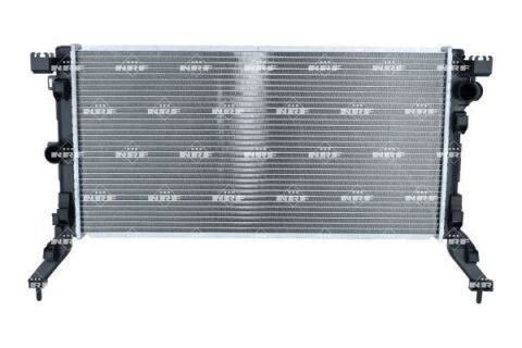 Радиатор охлаждения двигателя