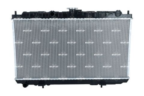 Радиатор охлаждения двигателя