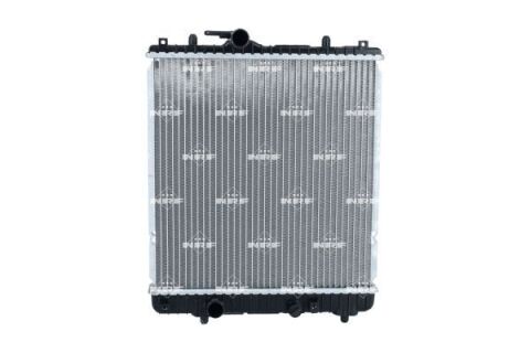 Радіатор охолодження двигуна Радіатор охолодження двигуна