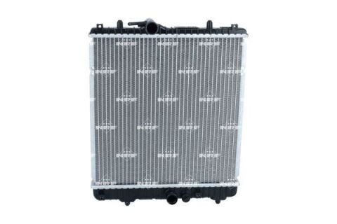 Радіатор охолодження двигуна Радіатор охолодження двигуна