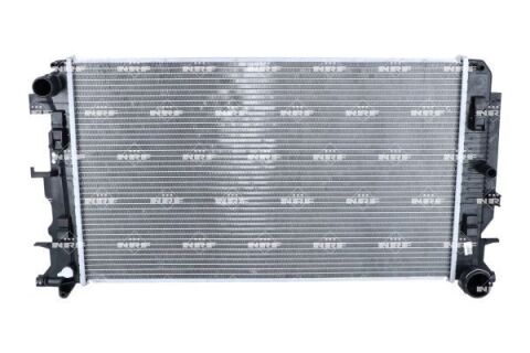 Радіатор охолодження двигуна Радіатор охолодження двигуна