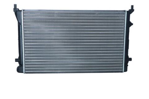 Радіатор охолодження двигуна Радіатор охолодження двигуна