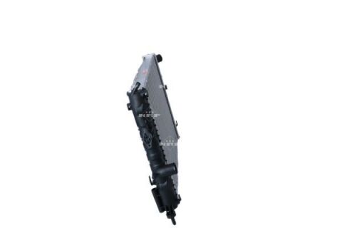 Радіатор охолодження двигуна