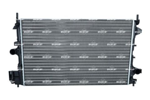 Радіатор охолодження двигуна