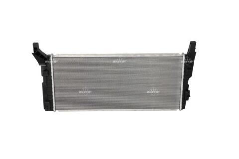 Радиатор охлаждения двигателя