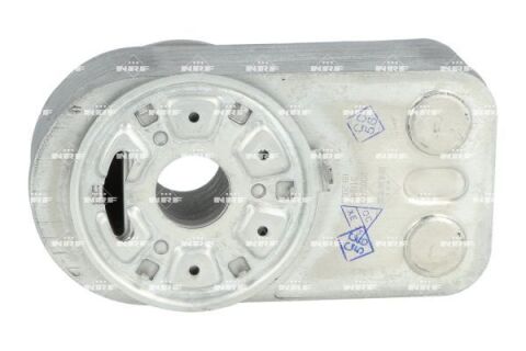 Охолоджувач оливи, моторна олива Охолоджувач оливи, моторна олива