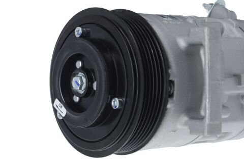 Компресор, система кондиціонування повітря