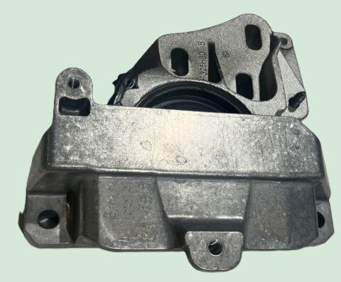 Подушка двигуна