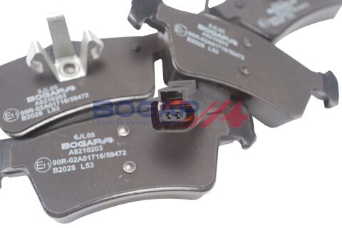 Колодки гальмівні (задні) VW T5/Multivan V 03-15 (+датчик) Колодки гальмівні (задні) VW T5/Multivan V 03-15 (+датчик)