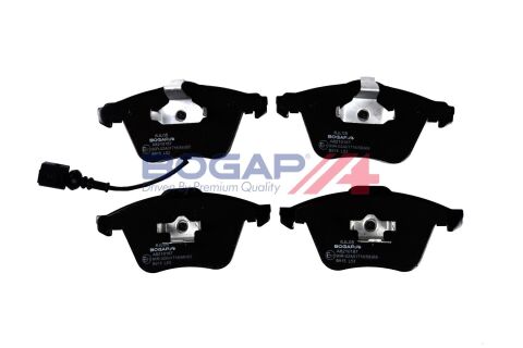 Колодки гальмівні (передні) VW Passat 05-10/Skoda Superb 08-15 (з датчиком) Колодки гальмівні (передні) VW Passat 05-10/Skoda Superb 08-15 (з датчиком)