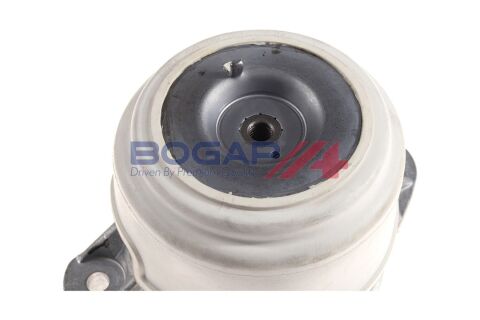 Кріплення двигуна