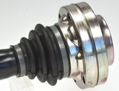 Приводний вал