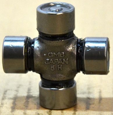 Шарнир, карданный вал Шарнир, карданный вал