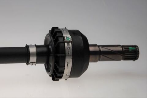 Привідний вал