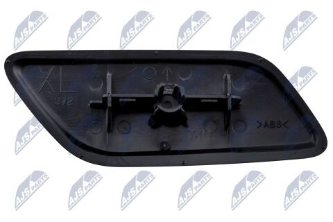 Накладка, бампер Lexus Lx460