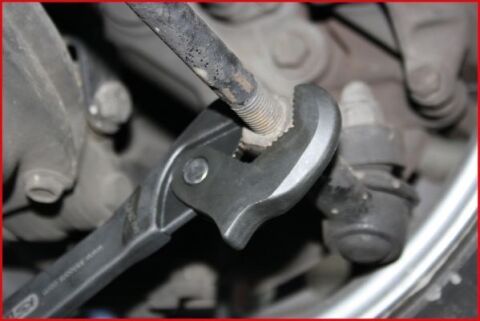 Одноручный многофункциональный ключ 8-17/14-32 мм