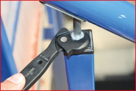 Одноручный многофункциональный ключ 8-17/14-32 мм