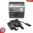 Замок кришки капота