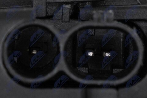 Кабель акумулятора мінус BMW 7 F01/F02 2008–, 5 GT F07 2009–, 5 F10/F11 2009–, X3 F25 2010–, X4 F26 2013– Кабель акумулятора мінус BMW 7 F01/F02 2008–, 5 GT F07 2009–, 5 F10/F11 2009–, X3 F25 2010–, X4 F26 2013–