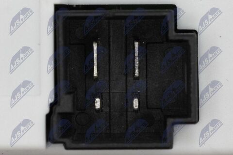 Резистор вентилятора Mercedes-Benz Клас M 11–15, Клас GL 12–15, GLS 15–19, GLE 15–19 Резистор вентилятора Mercedes-Benz Клас M 11–15, Клас GL 12–15, GLS 15–19, GLE 15–19