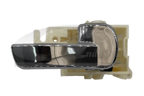 Ручка дверей передн/задня права внутршня Nissan Navara 