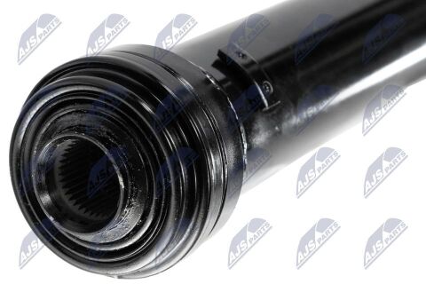 Привідний вал