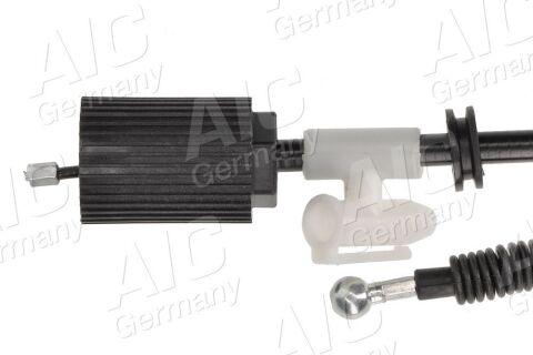 Трос ручного тормоза