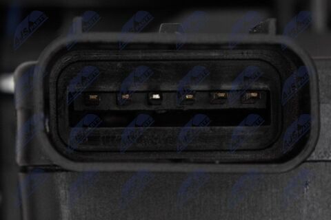 Замок кришки багажника