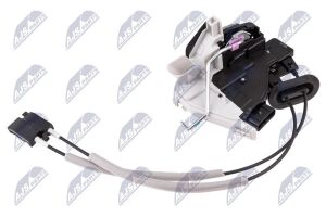 Замок кришки багажника