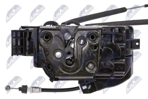 Замок крышки багажника